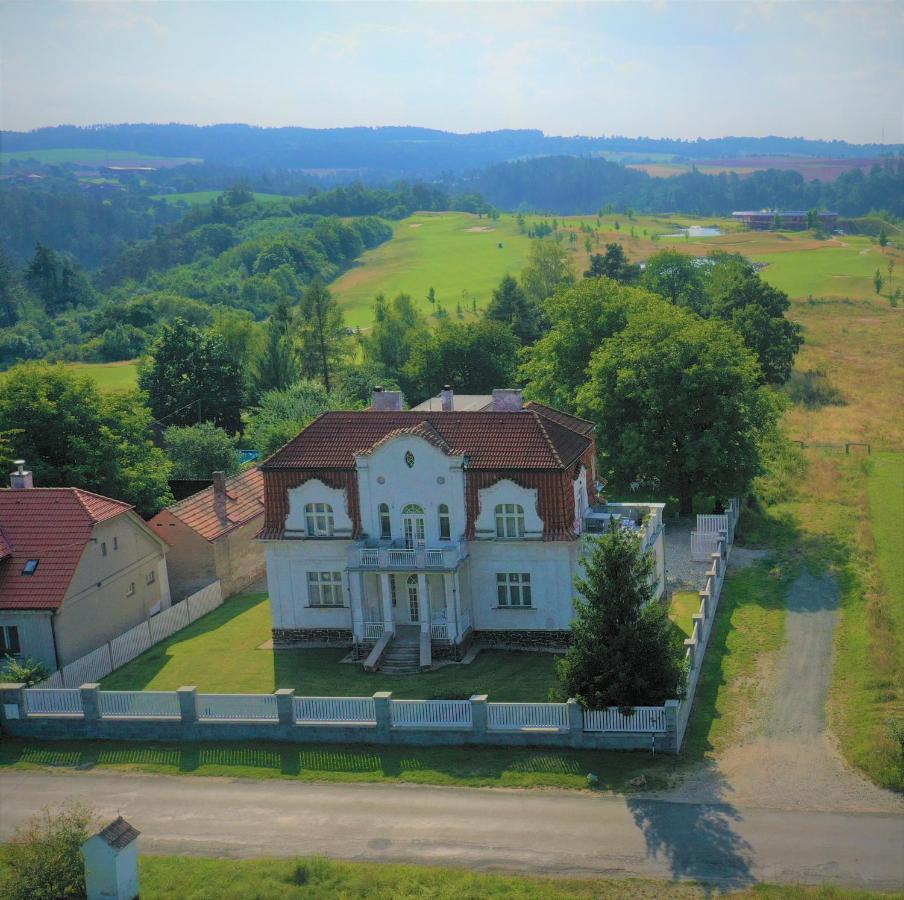 Apartmany Vila Manicka Kácov Buitenkant foto