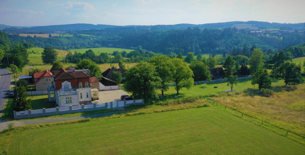 Apartmany Vila Manicka Kácov Buitenkant foto